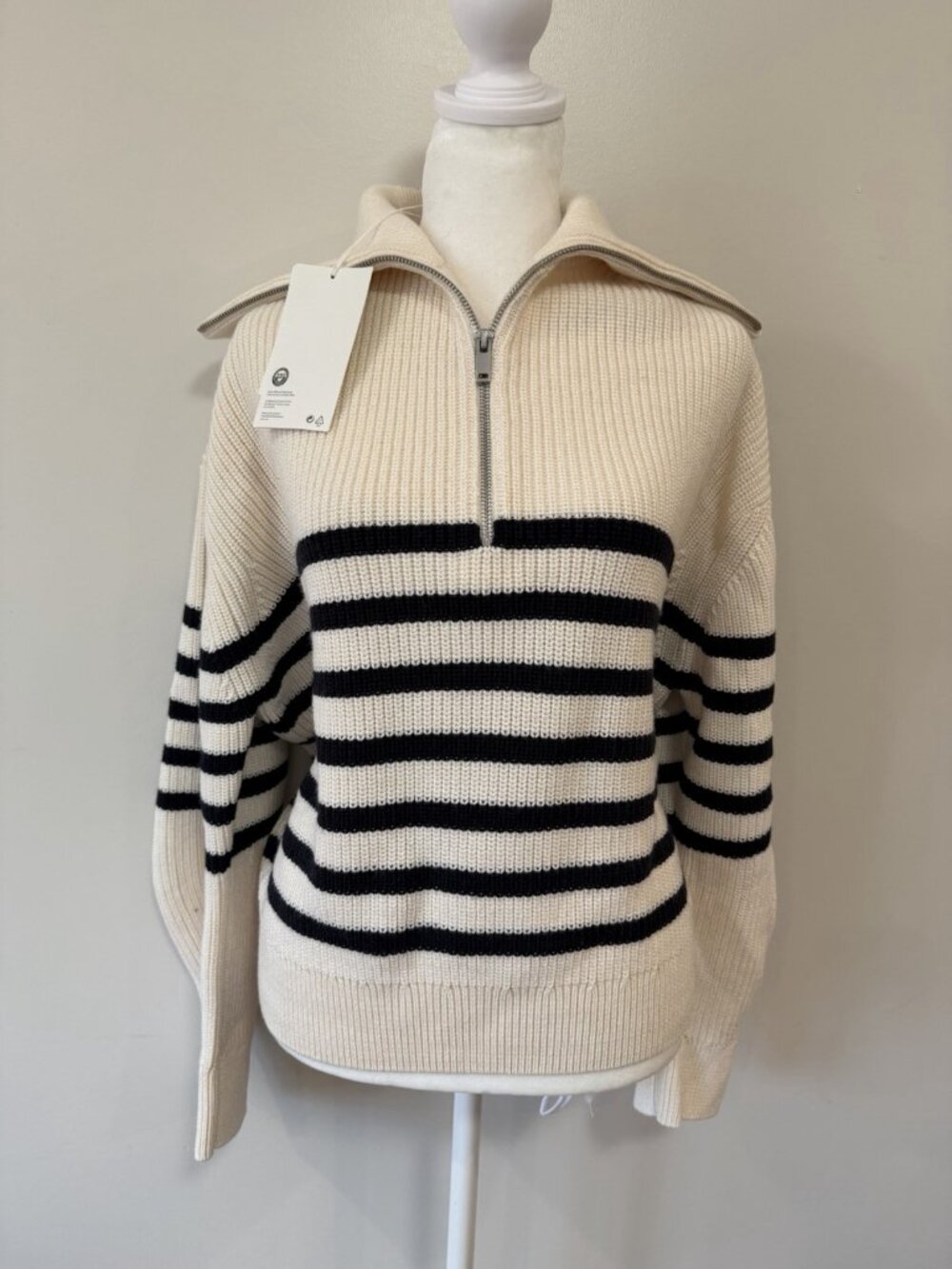 Cos Woman’s Wool Long Sleeve Sweater Sz L